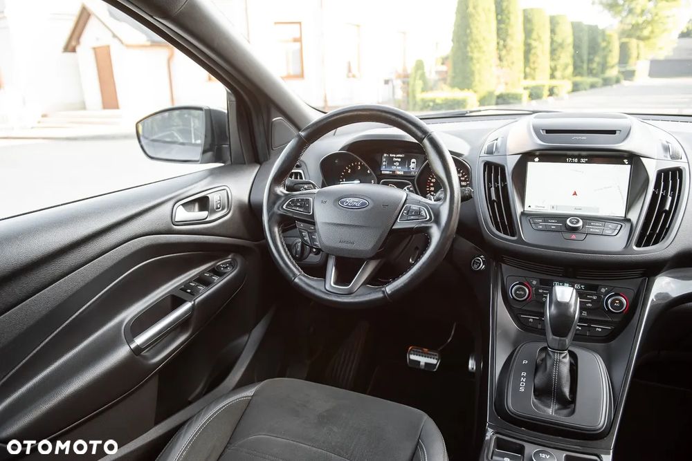 Ford Kuga 2.0 TDCi 4x4 ST-Line - 30