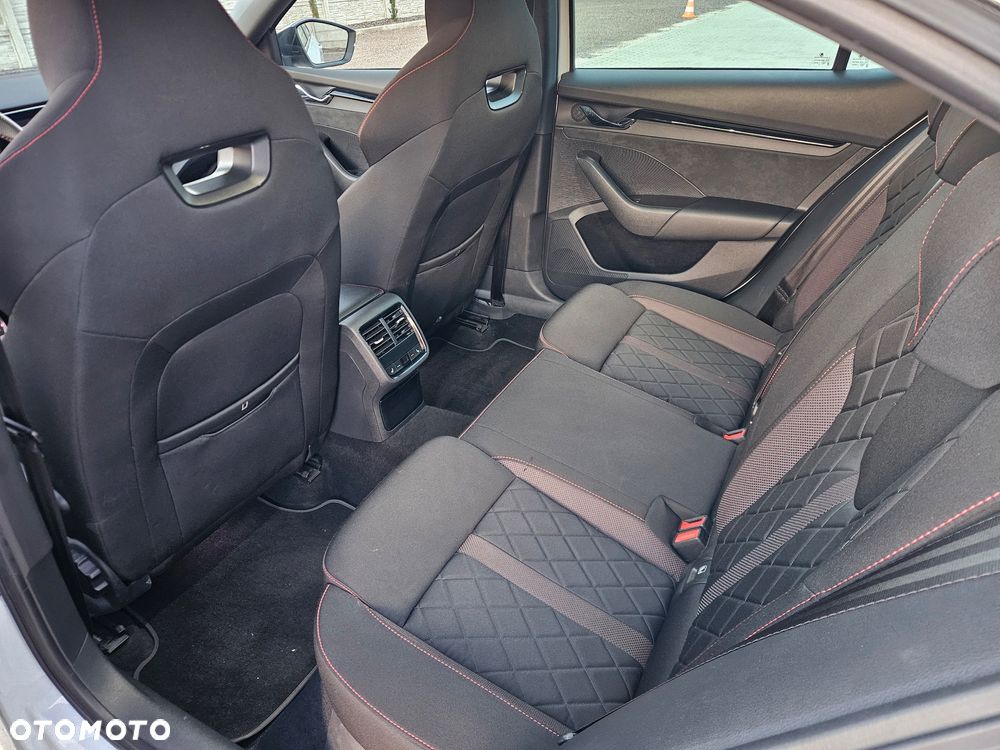 Skoda Octavia 2.0 TSI RS 245 DSG - 14