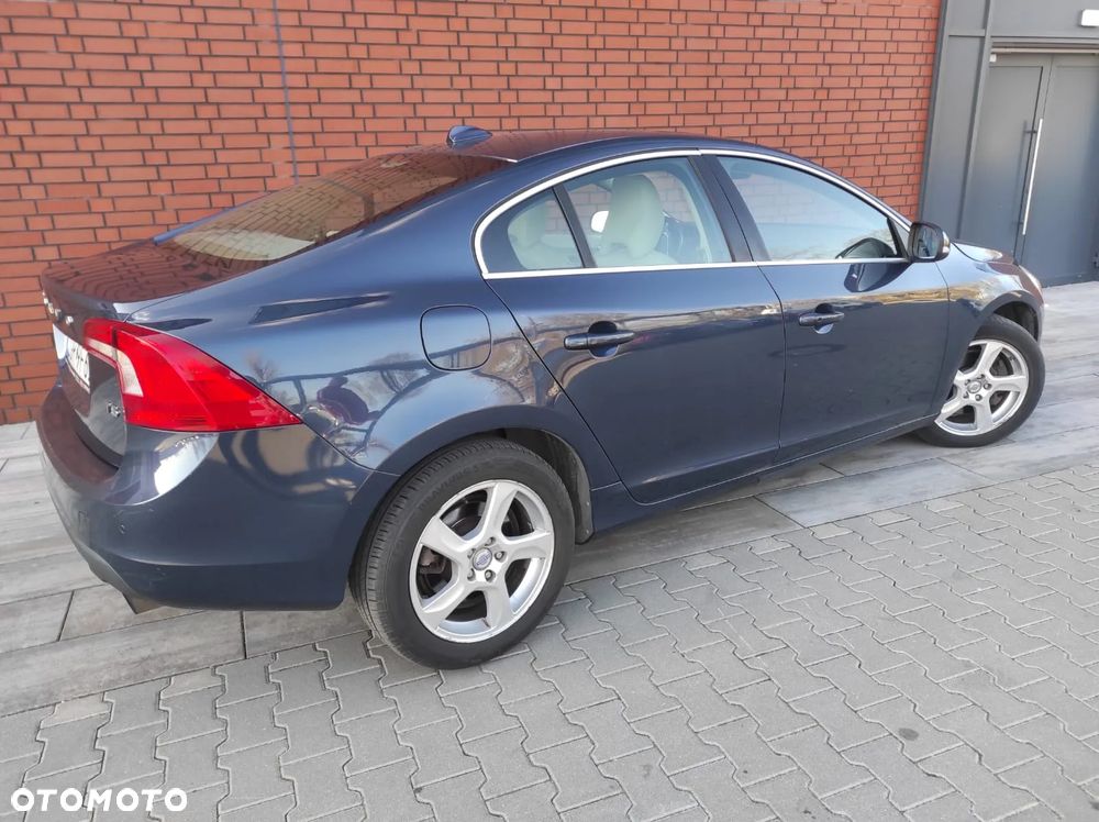 Volvo S60 - 14