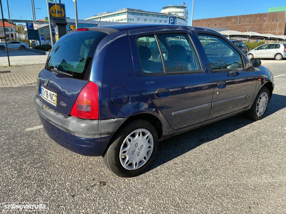 Renault Clio 1.2 RT - 5