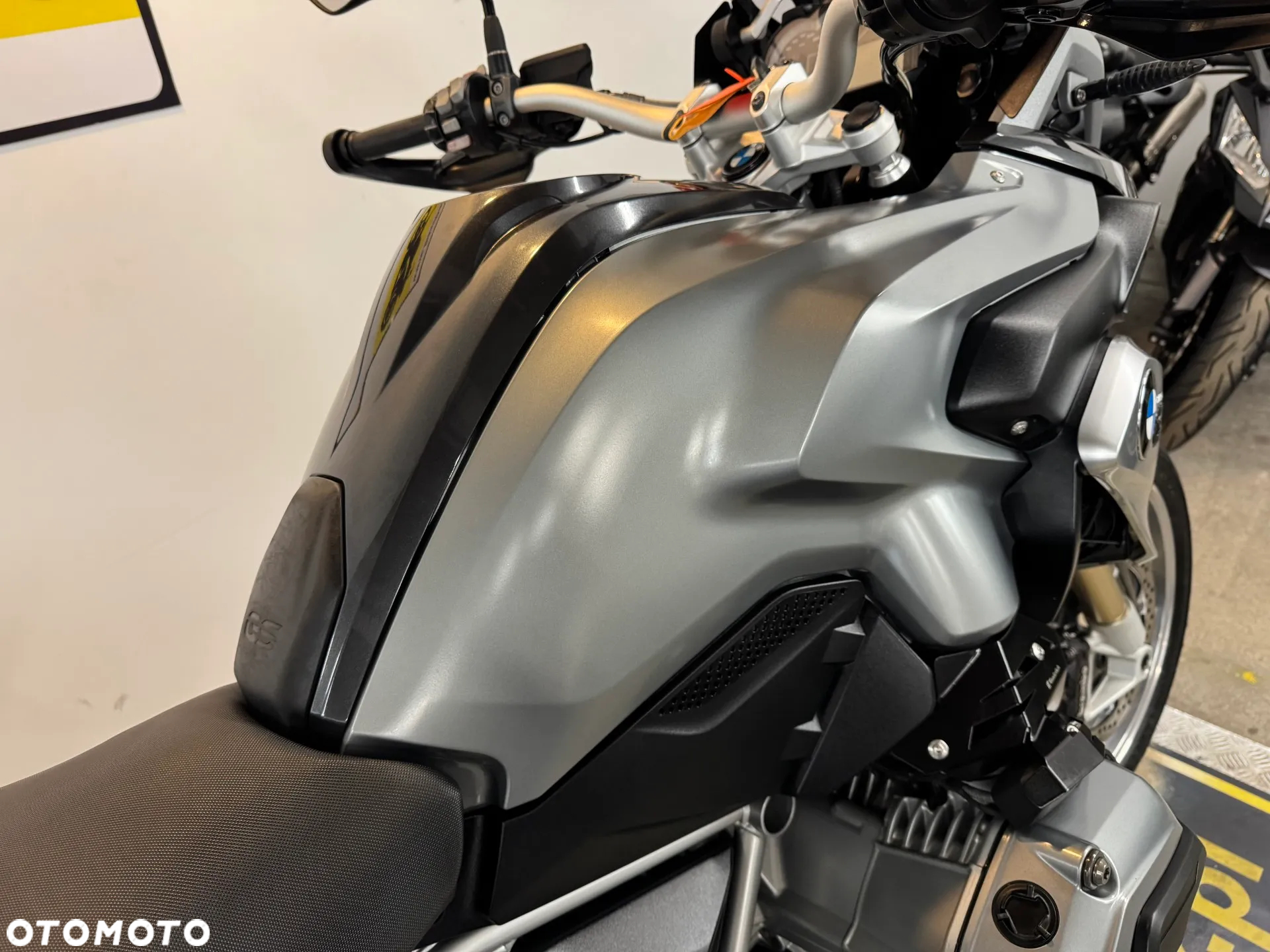 BMW R - 17