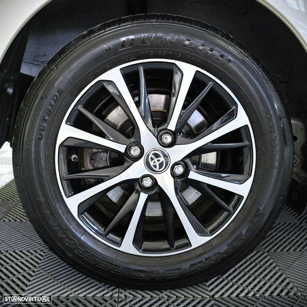 Toyota Yaris 1.5 HSD Comfort - 10