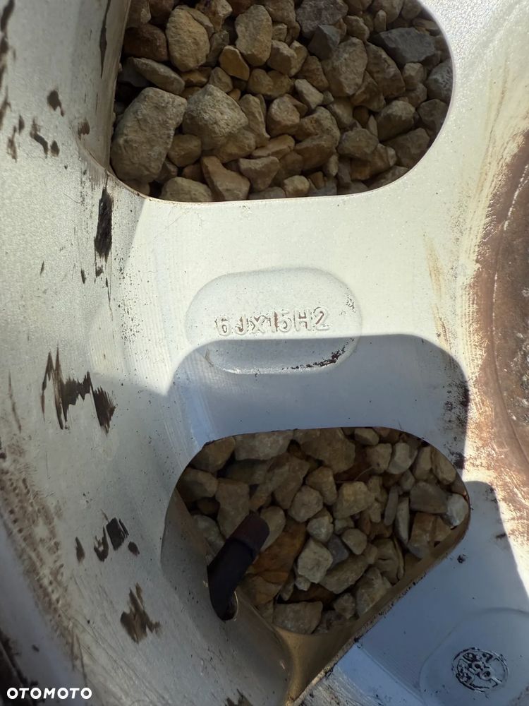 Felgi aluminowie z oponami zimowymi r.15 5x112 - 9