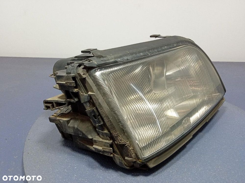 AUDI A6 C4 94-97 REFLEKTOR PRAWY H1 H1 EU 140506-02 - 2