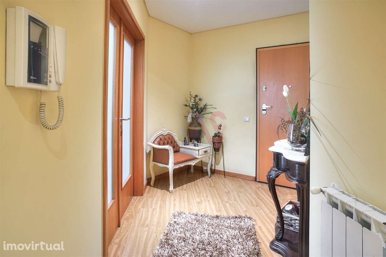 Apartamento T3 com vista panorâmica em São João das Caldas de Vizela - Grande imagem: 4/29