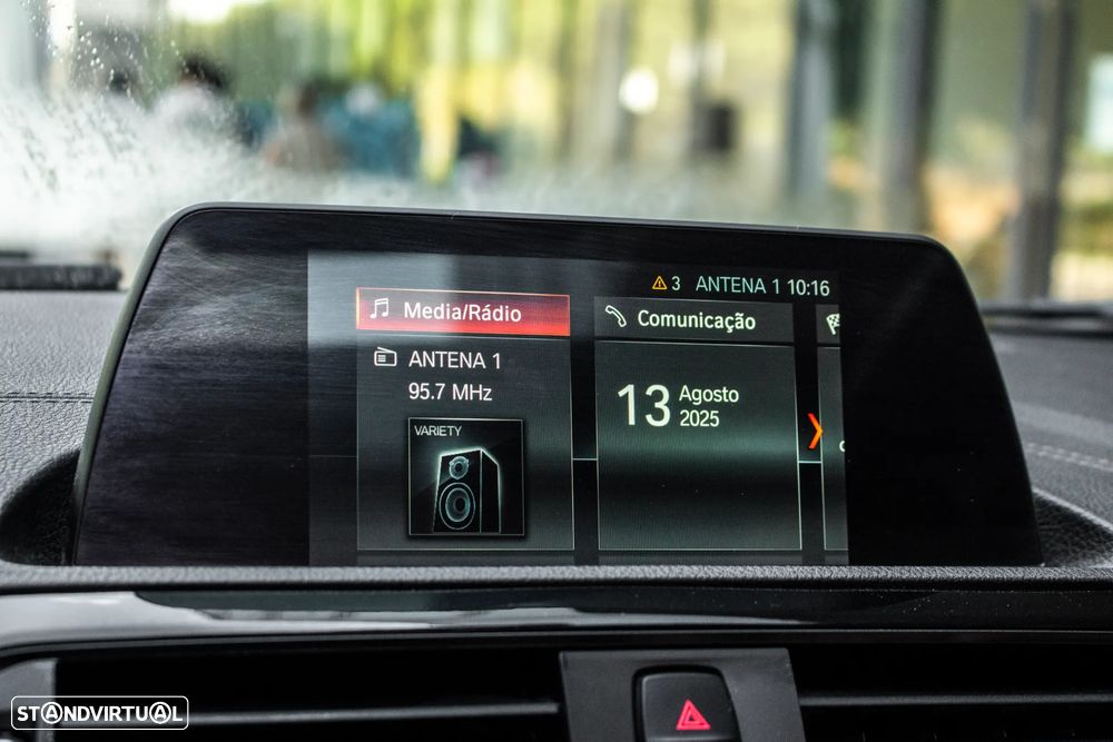 BMW 118 d Aut. Luxury Line - 41