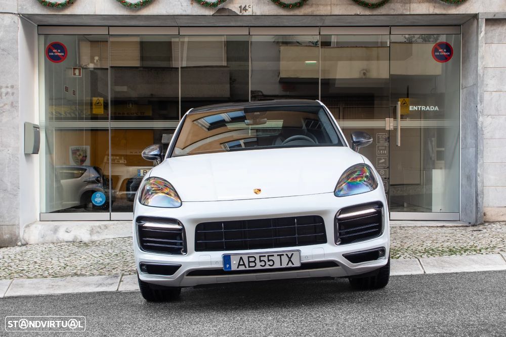 Porsche Cayenne Coupé E-Hybrid - 2