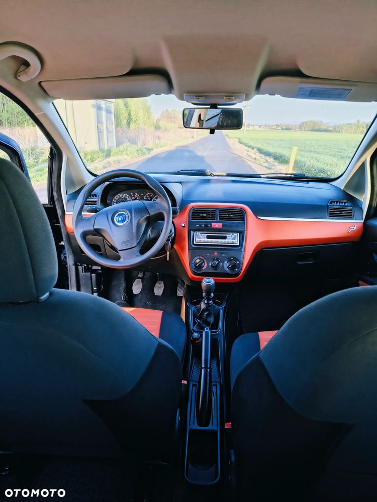 Fiat Grande Punto - 6