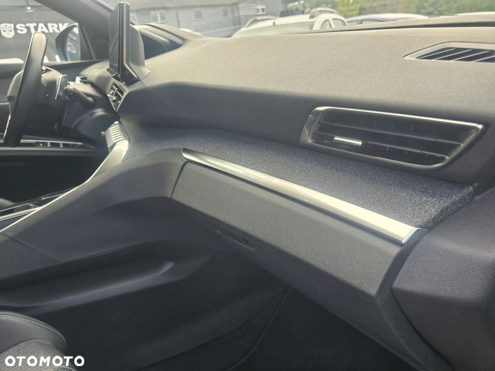 Peugeot 3008 1.5 BlueHDi GT Pack S&S EAT8 - 17