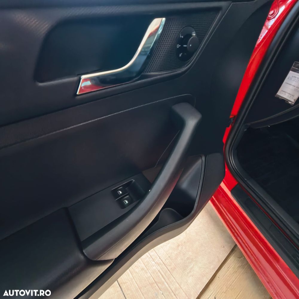 Skoda RAPID 1.2 TSI Style+ - 3