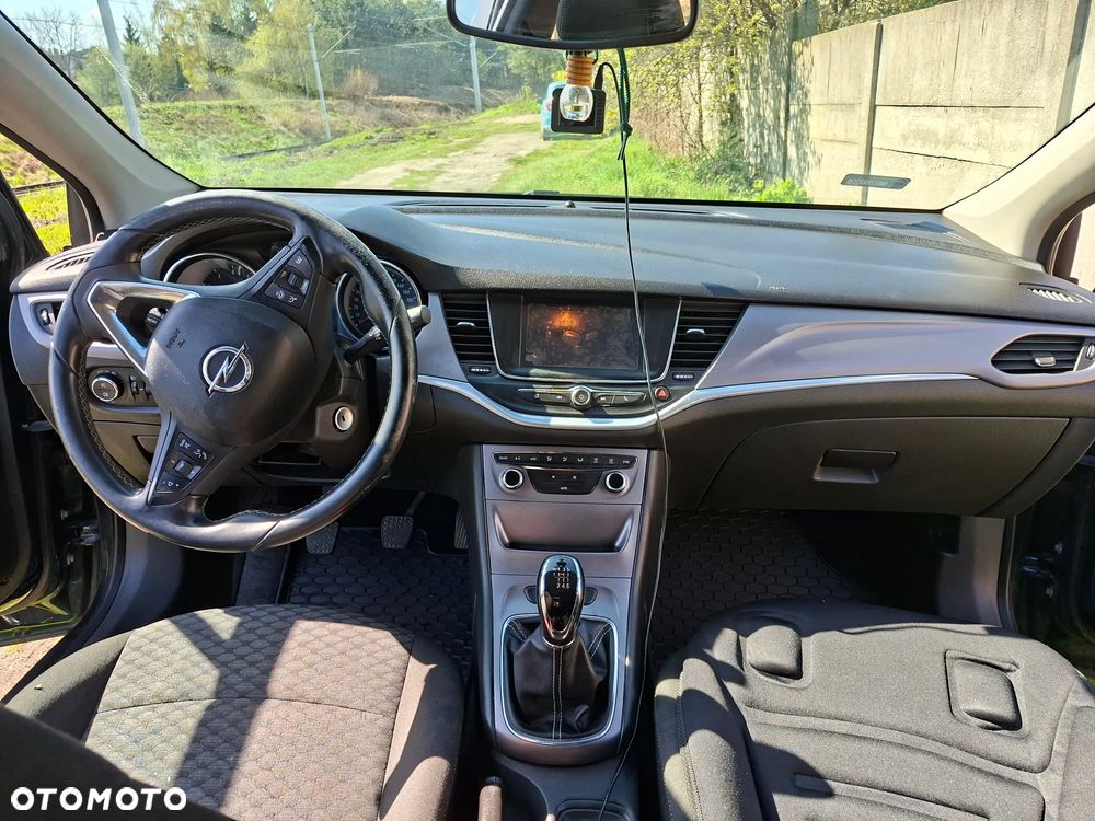 Opel Astra 1.4 T Enjoy - 17