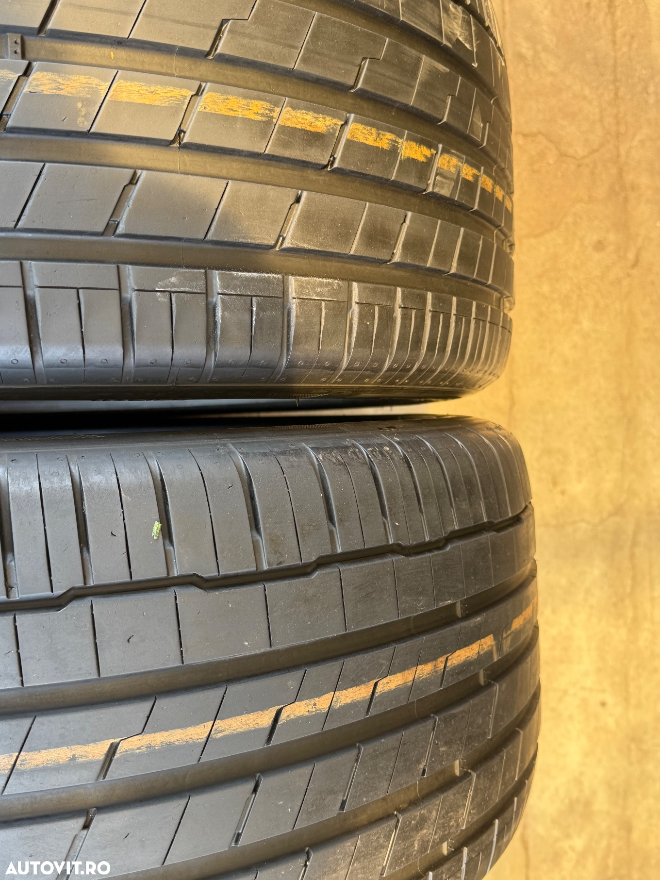 Vând 4 anvelope 295/45/20 hankook de vară ca noi - 6
