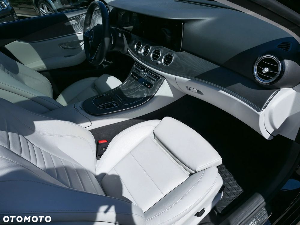 Mercedes-Benz Klasa E 300 de 9G-TRONIC Avantgarde - 22
