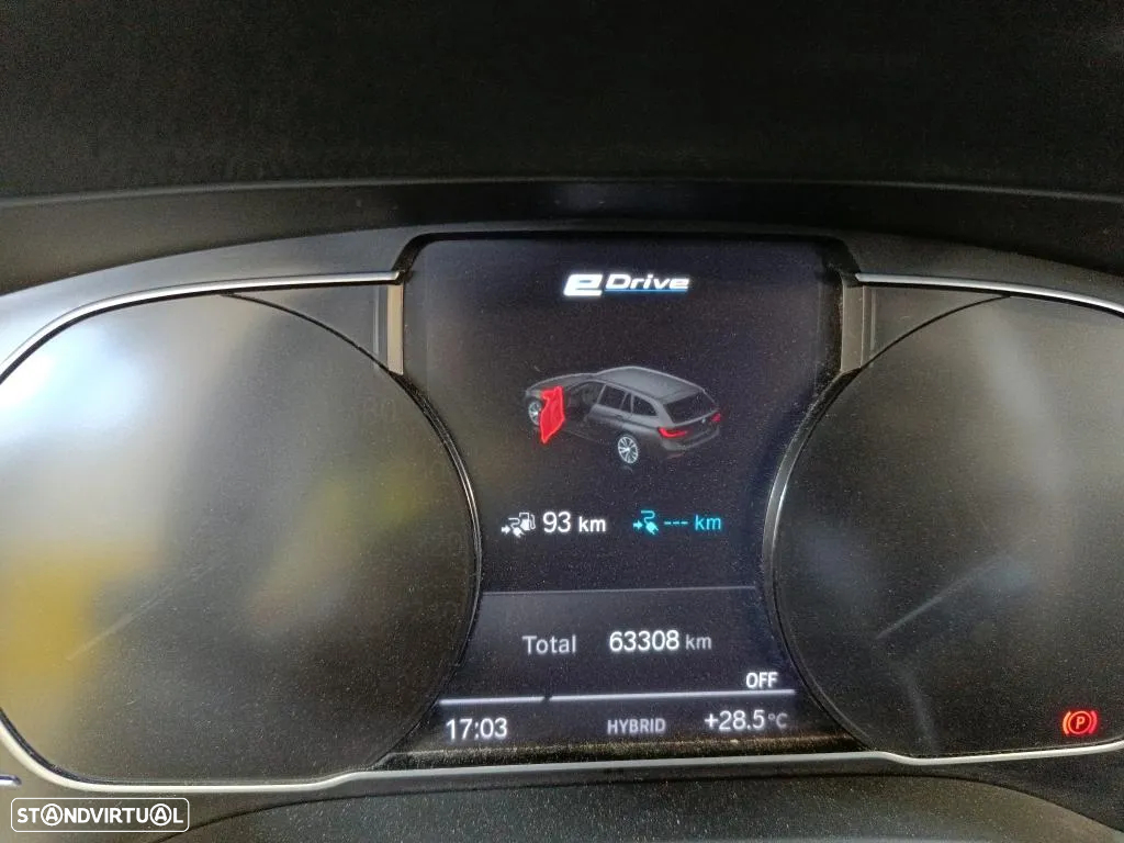 BMW 330 e Touring Corporate Edition Auto - 8