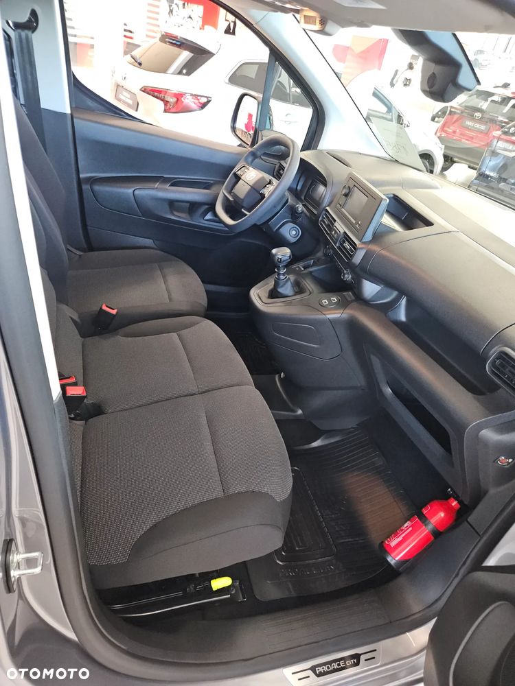 Toyota Proace City - 15