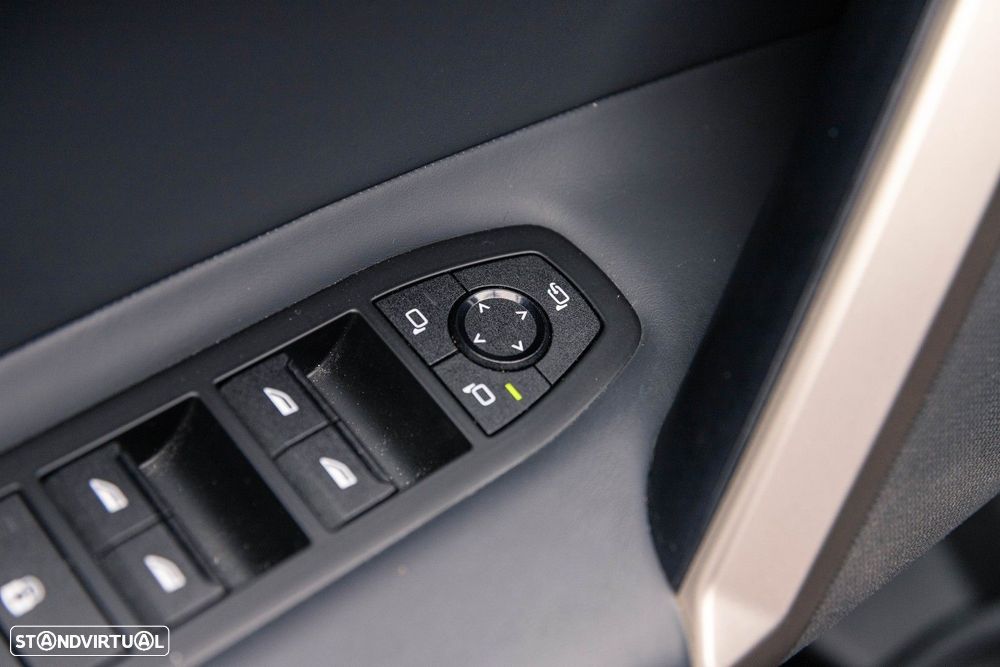 BMW iX xDrive 40 - 47