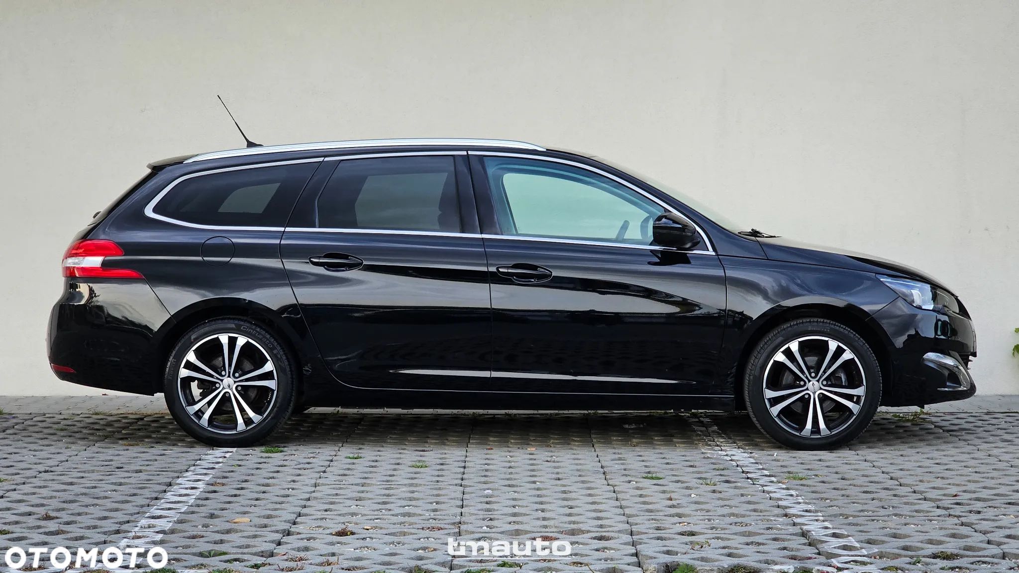 Peugeot 308 SW 1.2 PureTech Allure S&S - 35