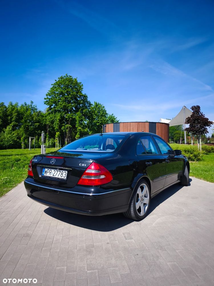 Mercedes-Benz Klasa E 320 CDI T Avantgarde - 8