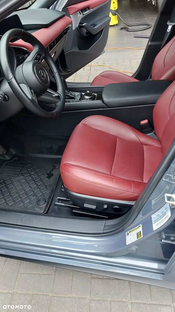 Mazda 3 - 18