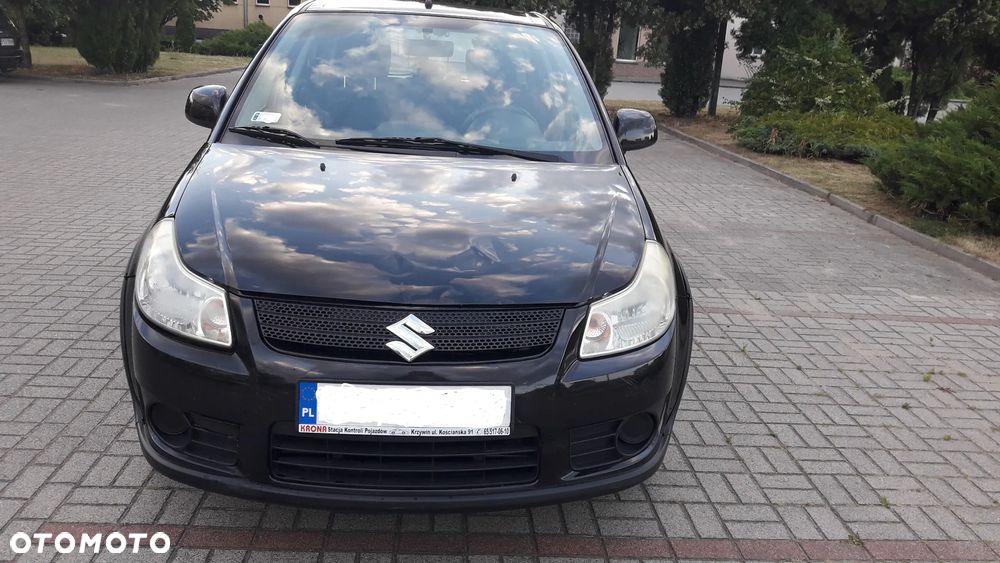 Suzuki SX4 - 4