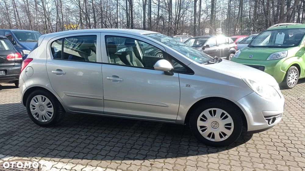 Opel Corsa 1.2 16V Enjoy - 24