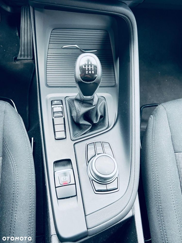 BMW X1 sDrive18i - 12