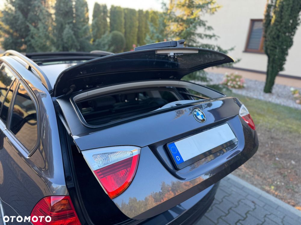 BMW Seria 3 318i - 37