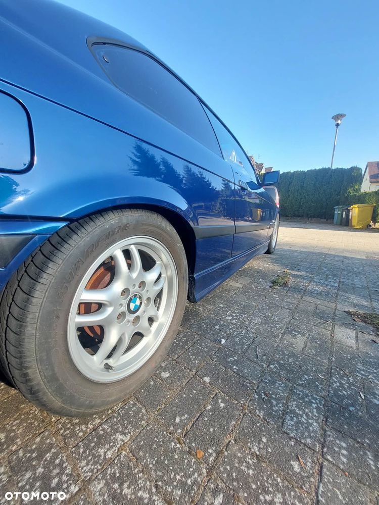 BMW Seria 3 316i - 5