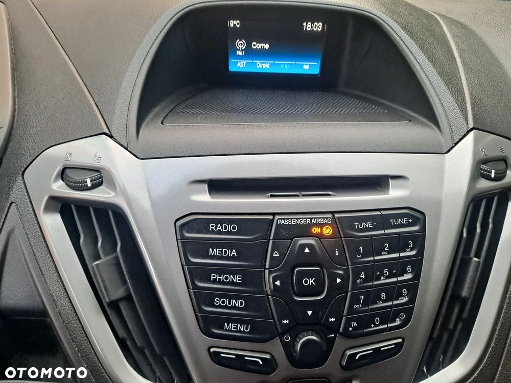 Ford TRANSIT CUSTOM - 14