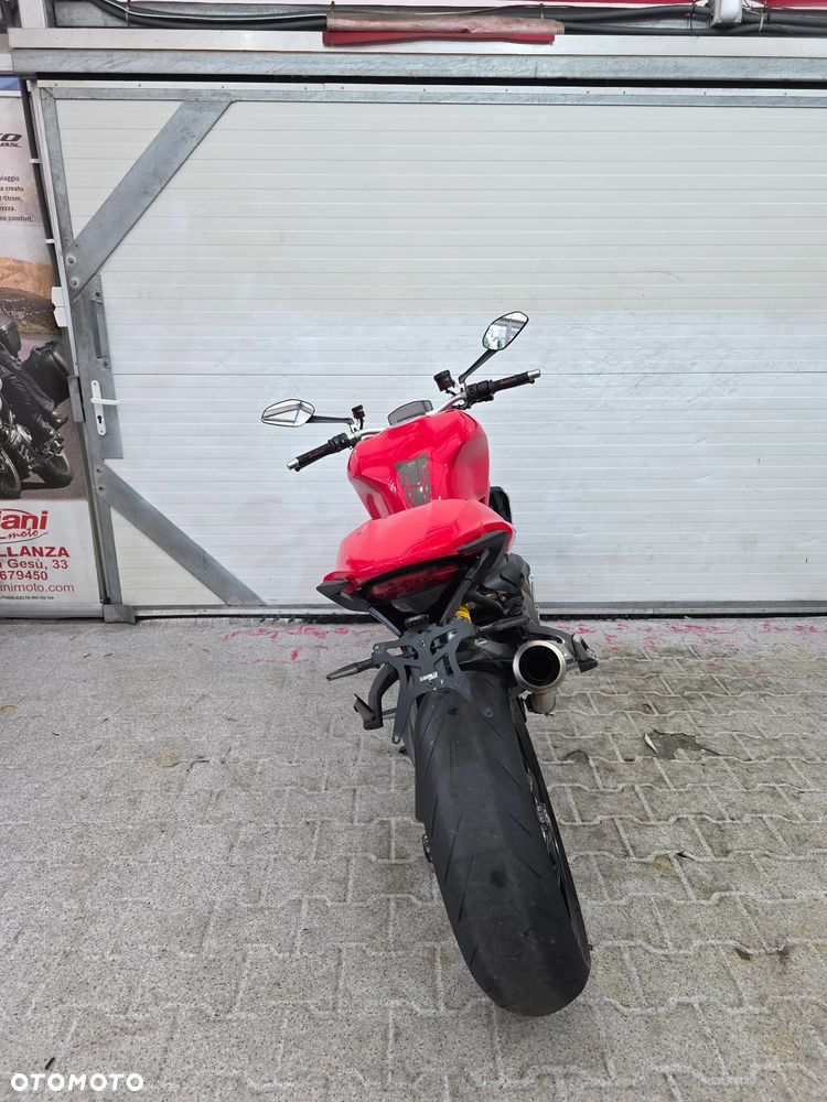 Ducati Monster - 26