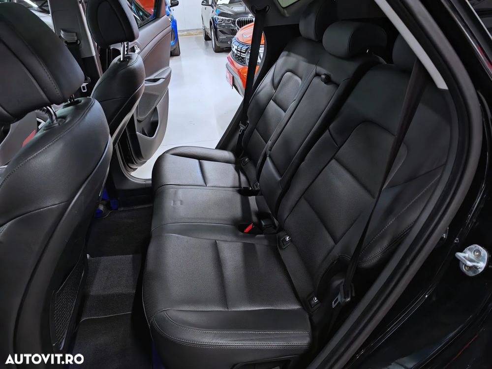Hyundai Tucson blue 1.7 CRDi 2WD DCT Premium - 26