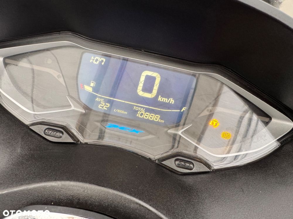 Honda PCX - 12