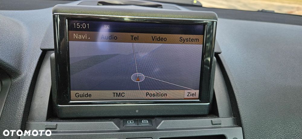 Mercedes-Benz Klasa C 350 CGI 7G-TRONIC BlueEFFICIENCY Avantgarde - 25