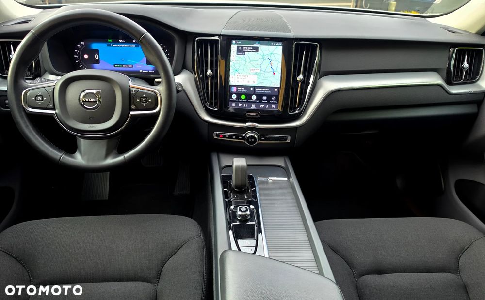 Volvo XC 60 B4 B Momentum Pro - 3