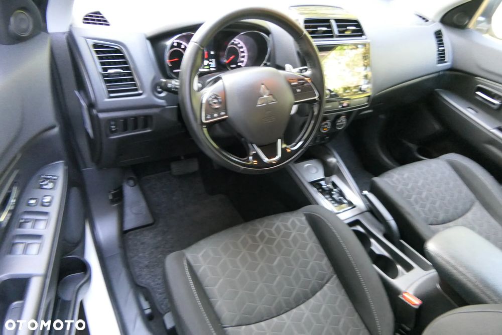 Mitsubishi ASX 2.0 2WD CVT Top - 17