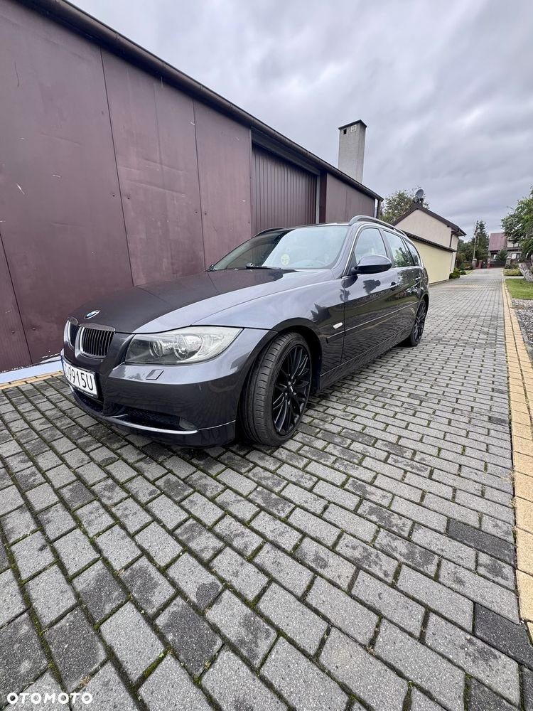 BMW Seria 3 325i - 6