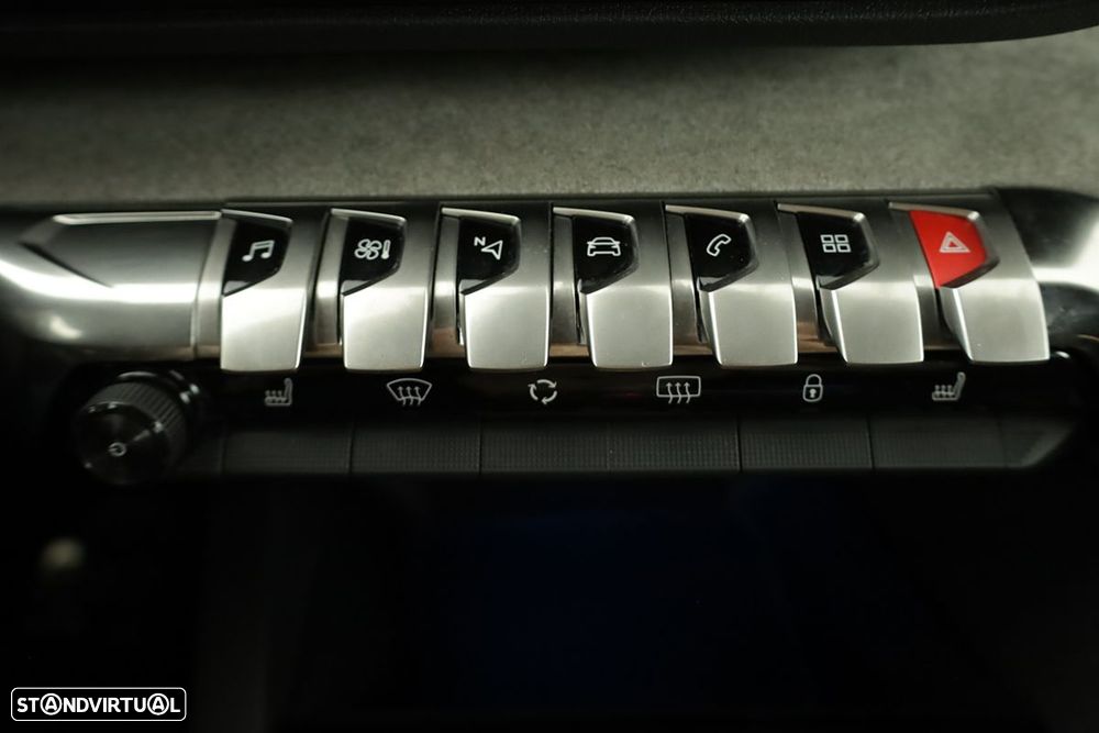 Peugeot 3008 1.2 Hybrid GT e-DCS6 - 12
