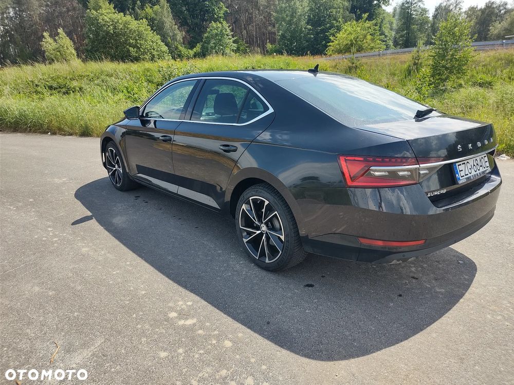 Skoda Superb 2.0 TDI Ambition DSG - 7