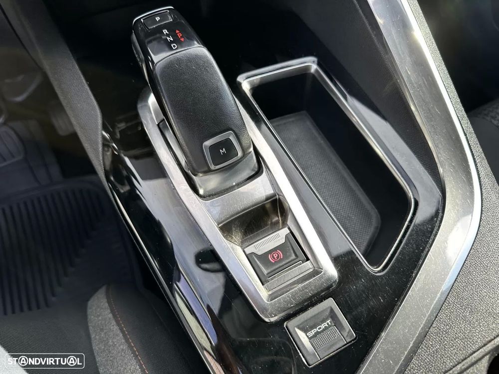 Peugeot 3008 1.5 BlueHDi Allure Pack EAT8 - 40