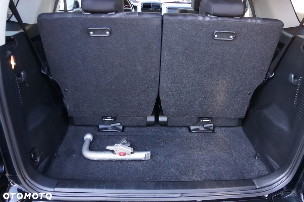 Suzuki Grand Vitara 1.6 Comfort - 25