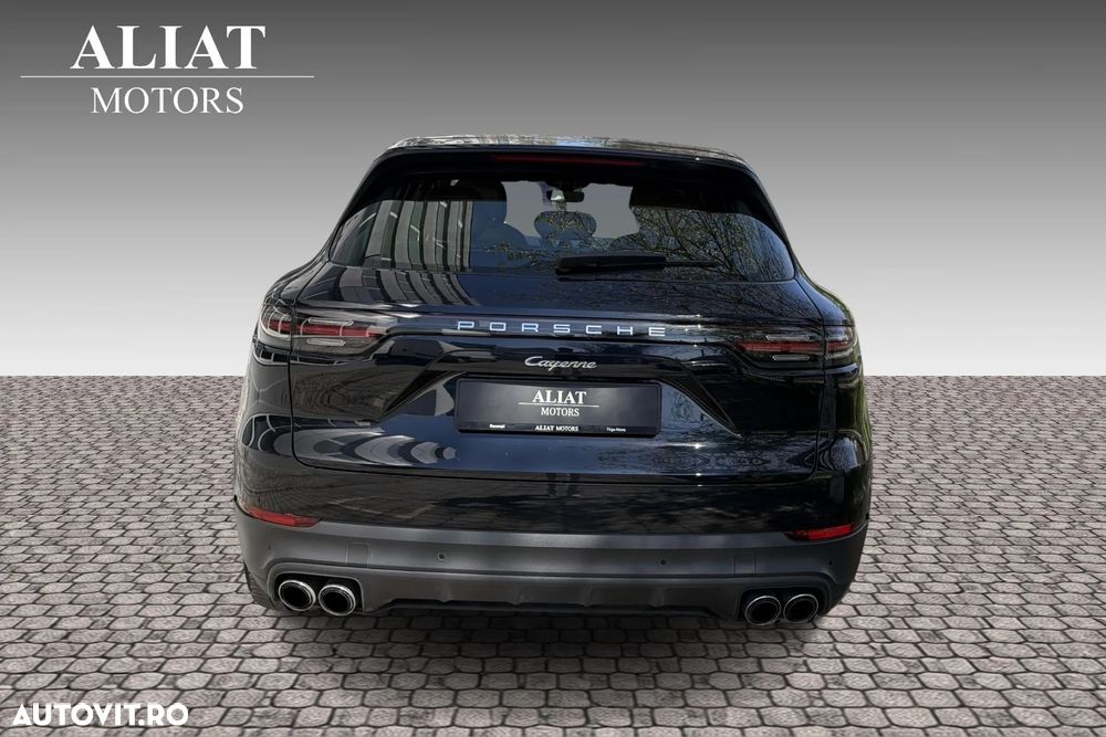 Porsche Cayenne E-Hybrid - 7