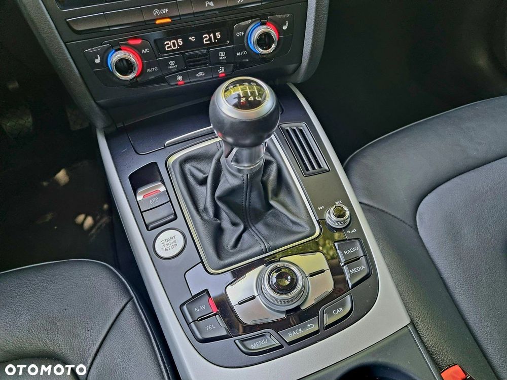 Audi A4 Limousine 1.8 TFSI S line Sportpaket - 22