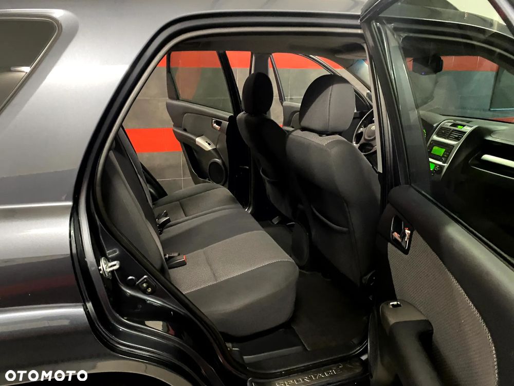 Kia Sportage 2.0 2WD LX - 21