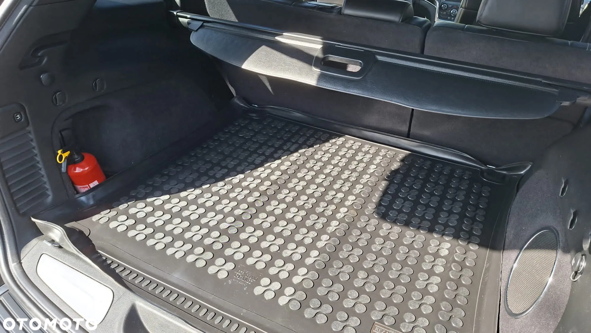Jeep Grand Cherokee - 13