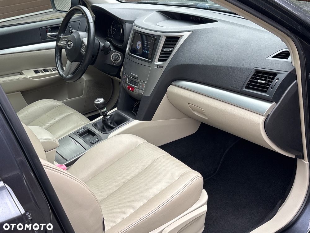Subaru Legacy 2.0 D Sport - 21