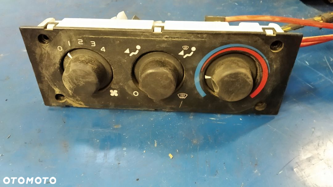DAF CF 85 NAGRZEWNICA BEZ KLIMATYZACJI PANEL - 3