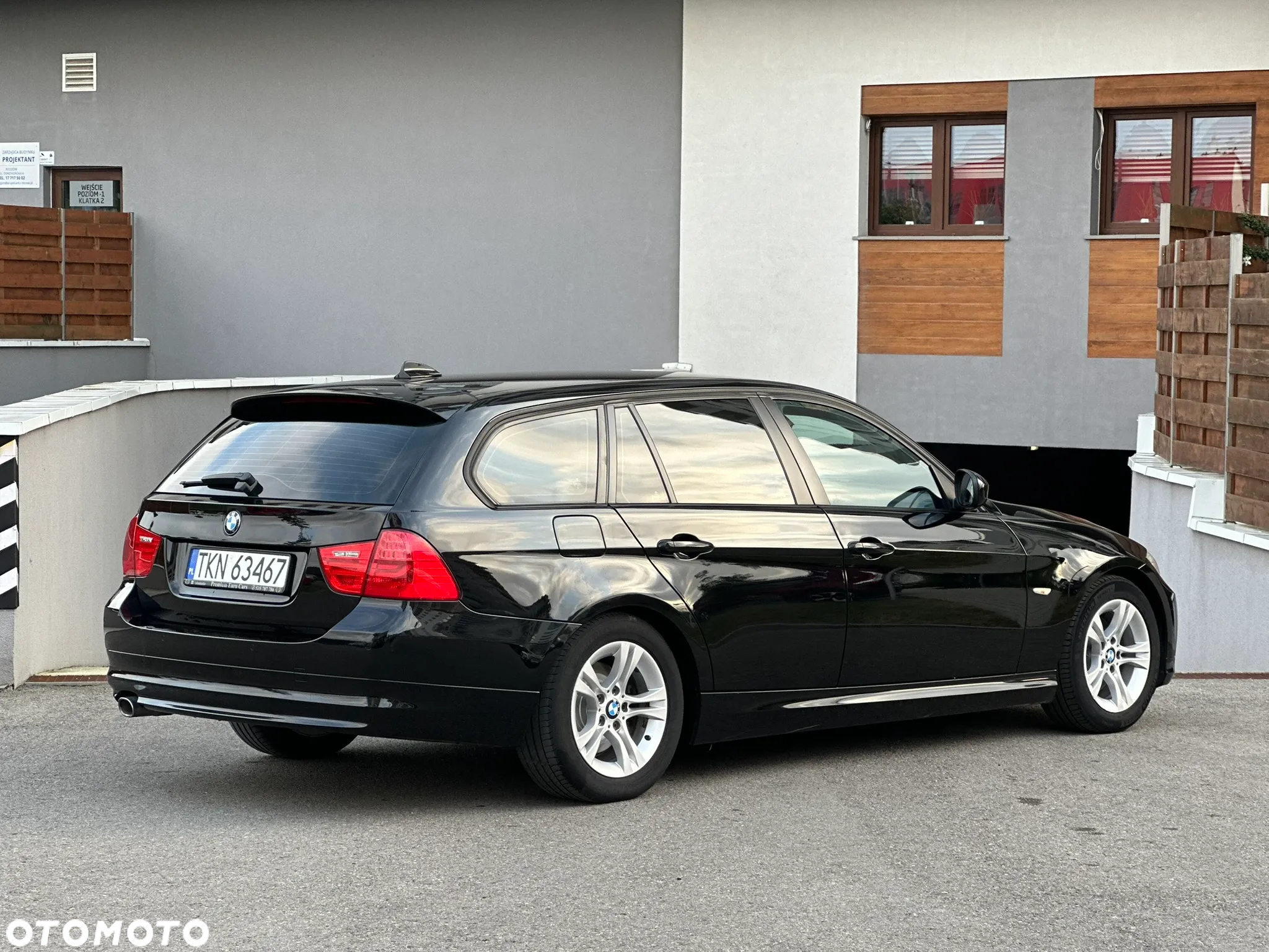 BMW Seria 3 320d DPF Touring - 5
