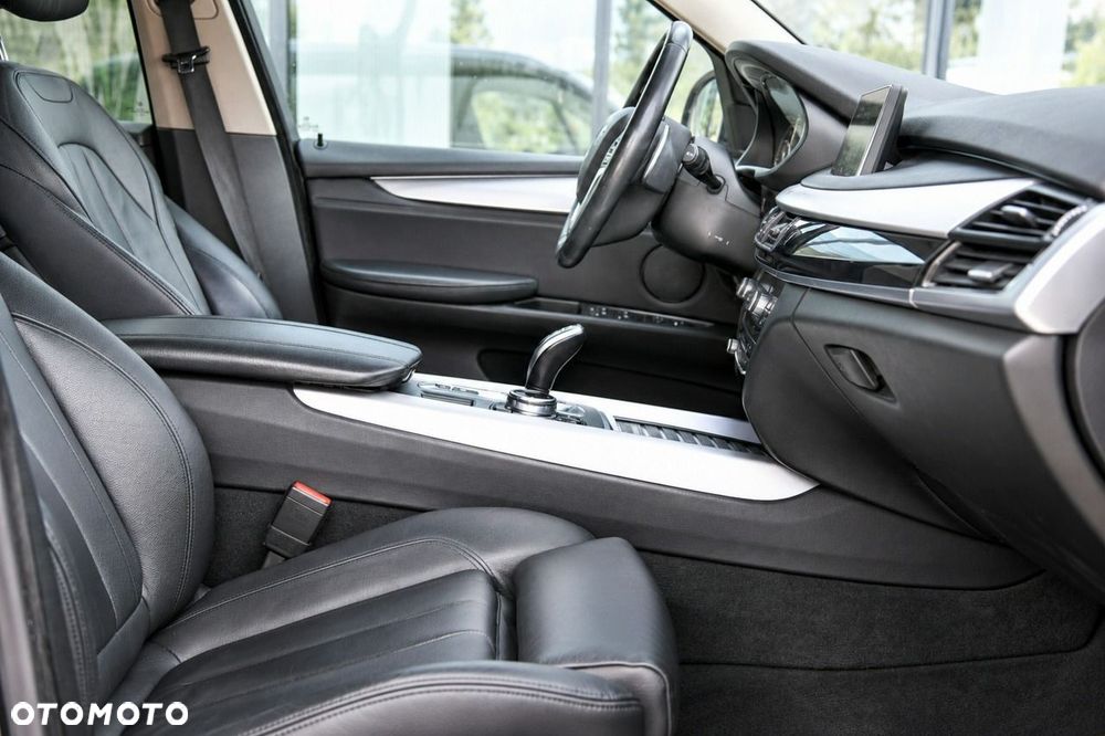 BMW X5 xDrive25d - 13