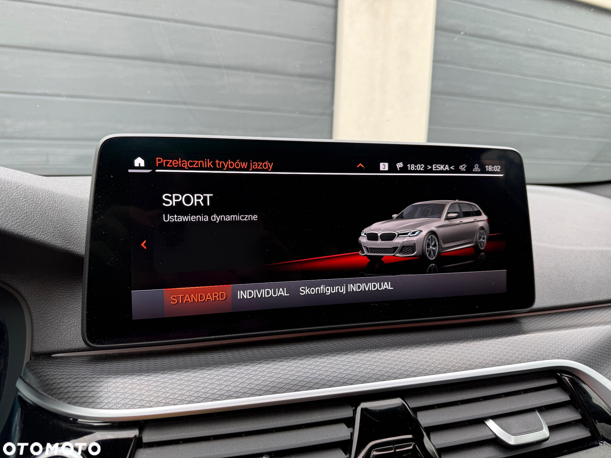 BMW Seria 5 520d M Sport - 34