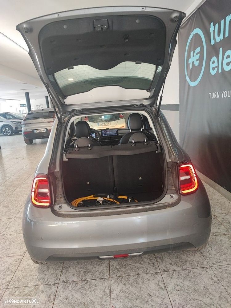 Fiat 500e 42 kWh — fotografia 6